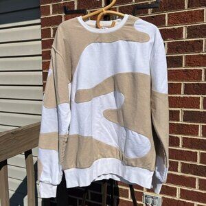 One 432 Cream and White Crewneck Sweatshirt Women's Medium